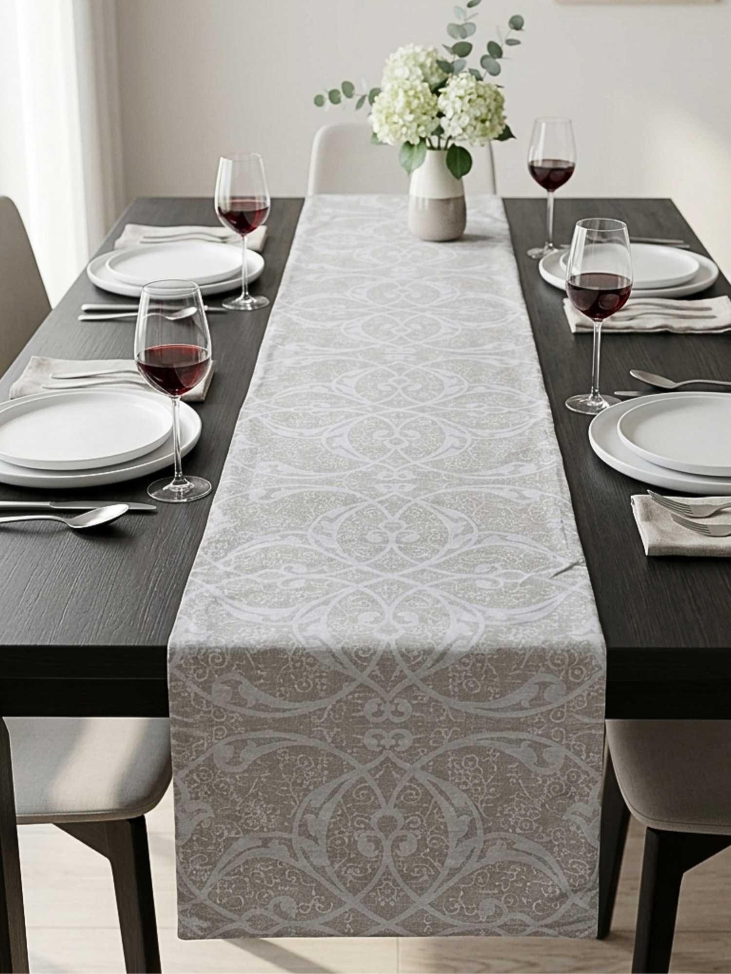 Vintage Ivory Charm Table Runner