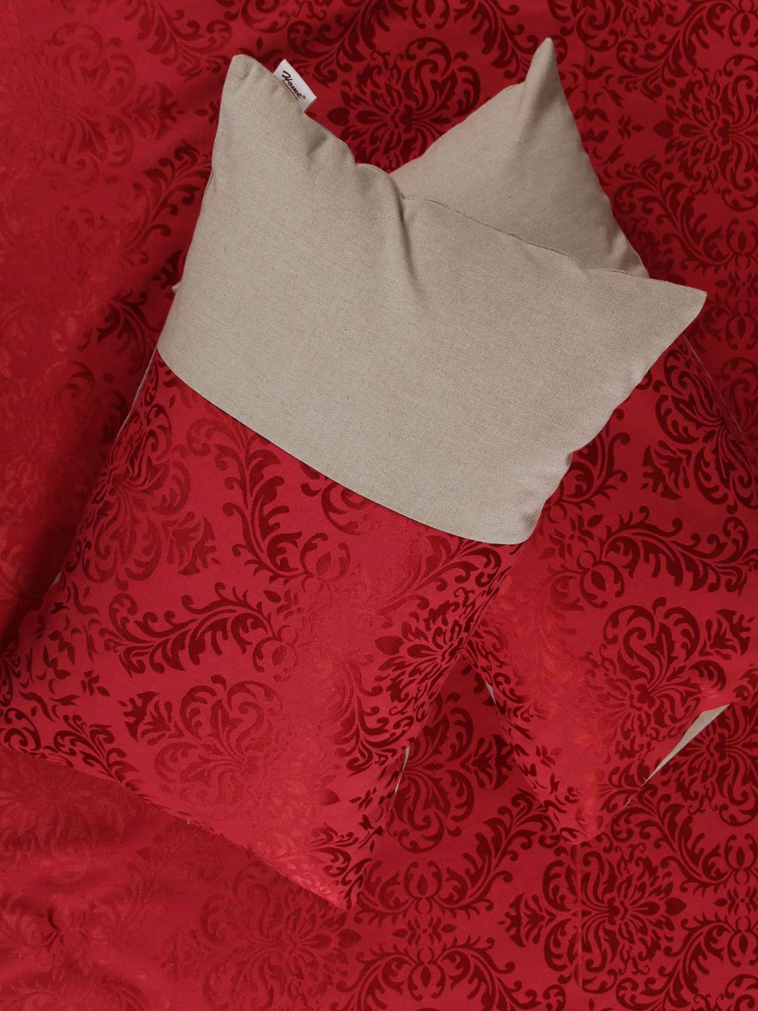 Red Self Design Damask Bedcover With 2 Pillow Covers